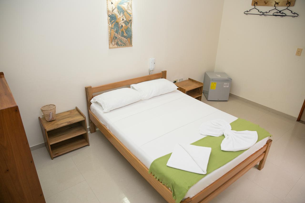 Hotel La Esperanza 2 Leticia Bagian luar foto