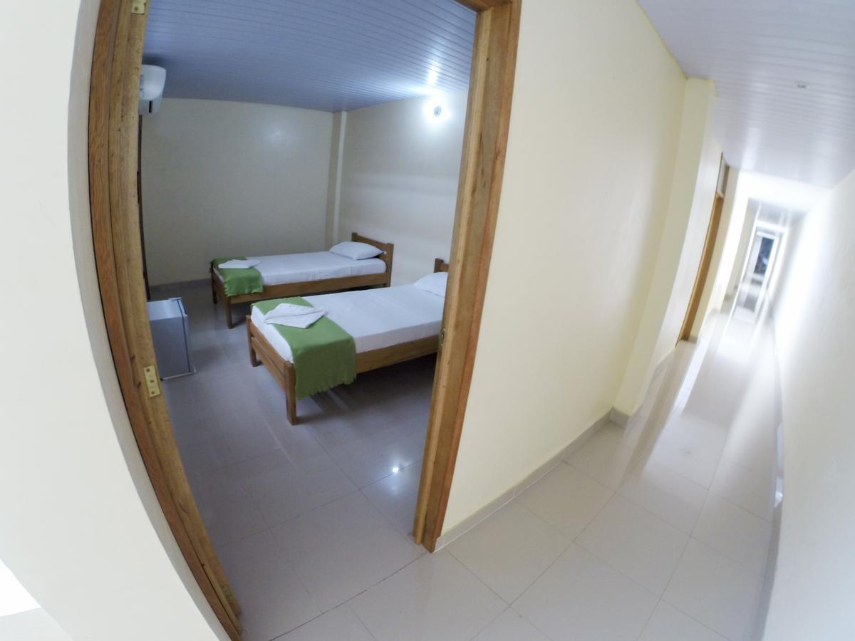 Hotel La Esperanza 2 Leticia Bagian luar foto